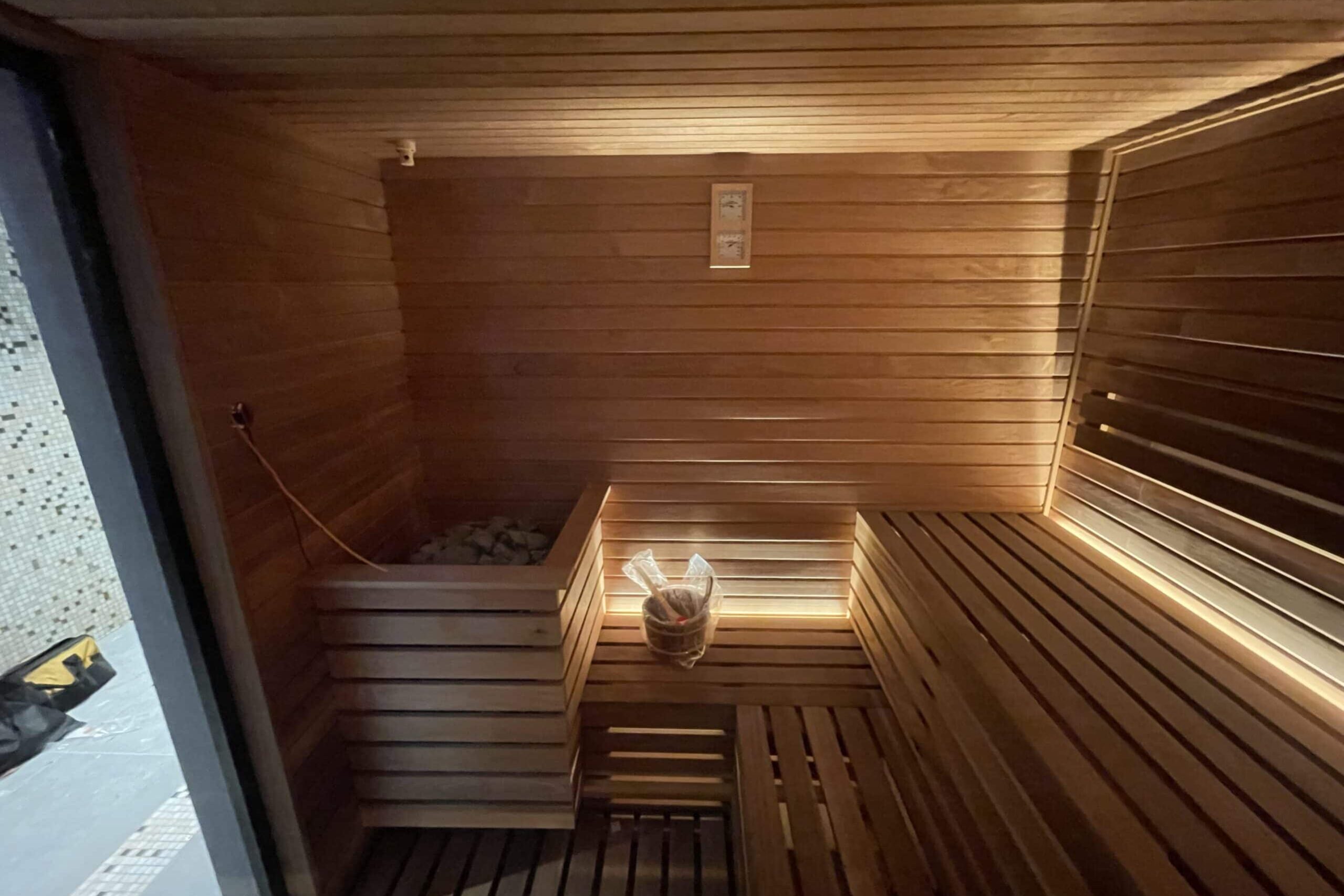 sauna-crowne-plaza-mamaia-3
